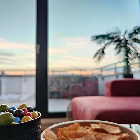 Maisonette-Penthouse Inklusive Whirlpool Ueber Den Daechern Von マクデブルク エクステリア 写真